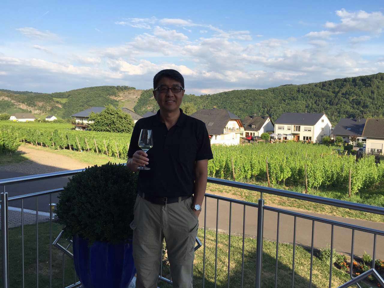 余教授德國鄉(xiāng)村行：雷司令葡萄酒產業(yè)對中國水果產業(yè)有啟示嗎？
